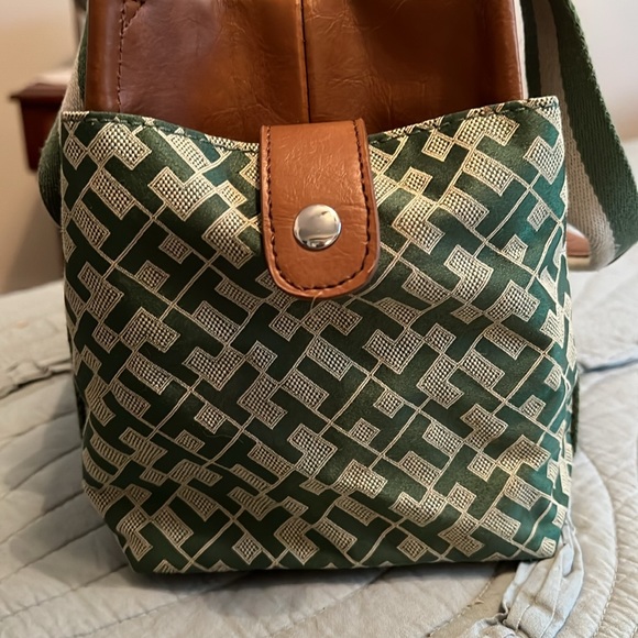 Tommy Hilfiger Satchel Handbag - Picture 3 of 6